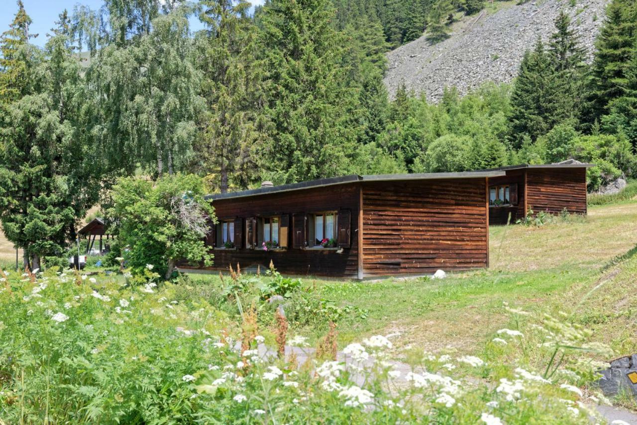 Motel Bivouac De Napoleon Bourg-Saint-Pierre Buitenkant foto
